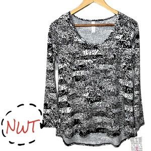 NWT S long sleeve top, LuLaRoe Lynnae